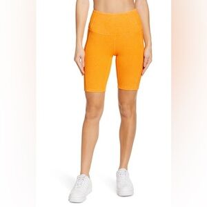 Zella SNOW WASH RIB BIKE SHORTS IN ORANGE BRIGHT women size M